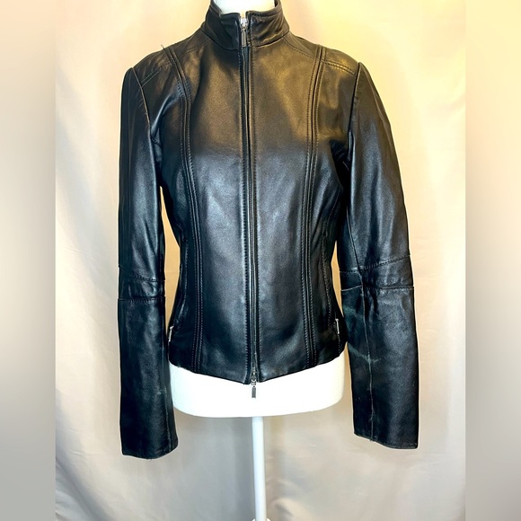Danier Jackets & Blazers - Vintage fitted leather biker jacket- size XXS